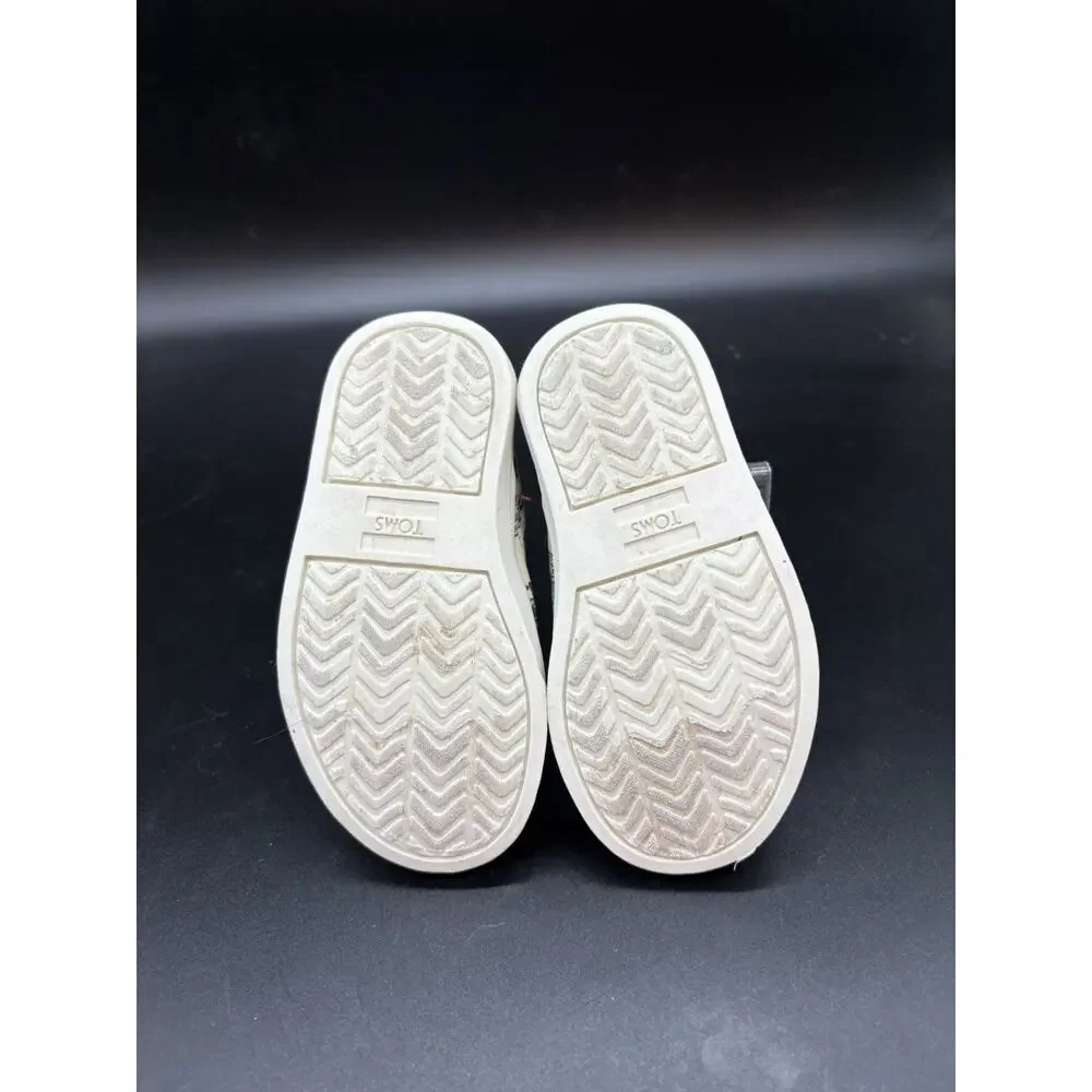 TOMS X Marvel Slip on Loafers Toddlers Size 6